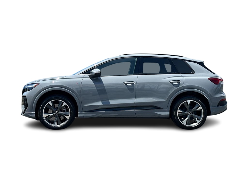 Thumbnail: 2024 Audi Q4 e-tron - 3