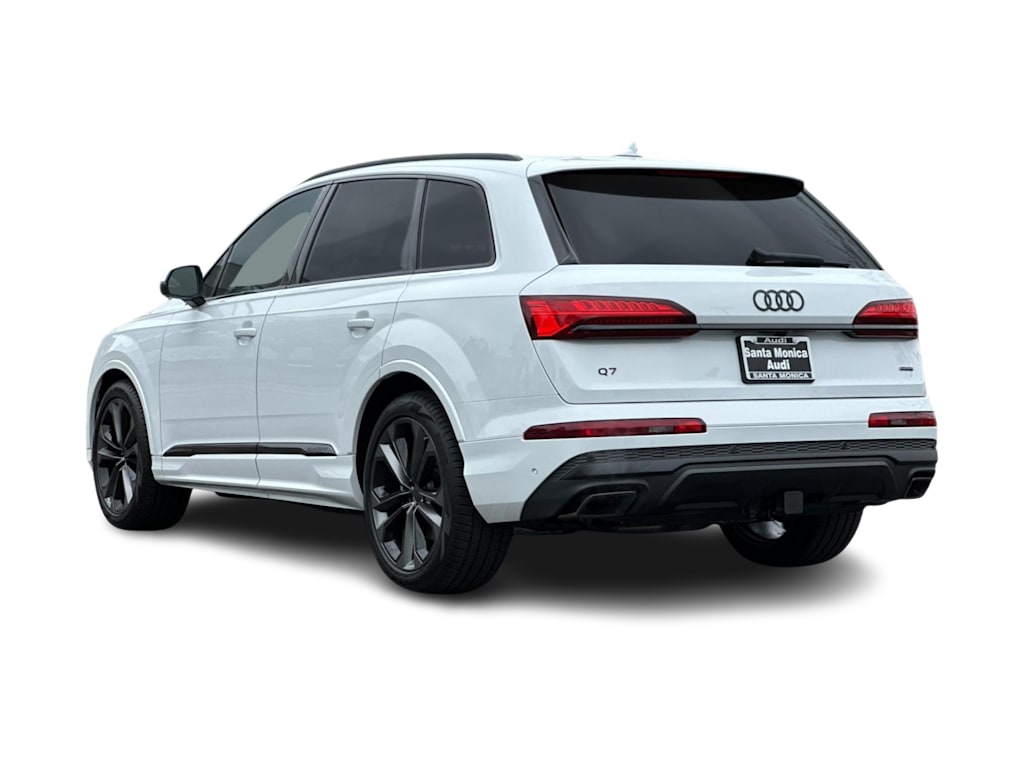 Thumbnail: 2026 Audi Q7 - 4