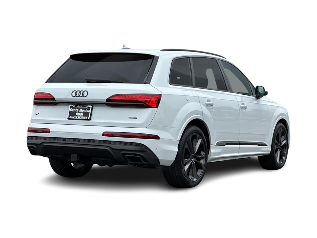 Thumbnail: 2026 Audi Q7 - 17