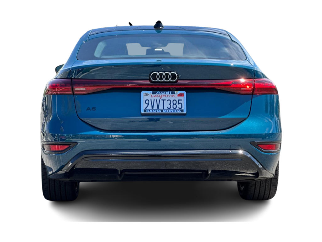 Thumbnail: 2025 Audi e-tron - 4
