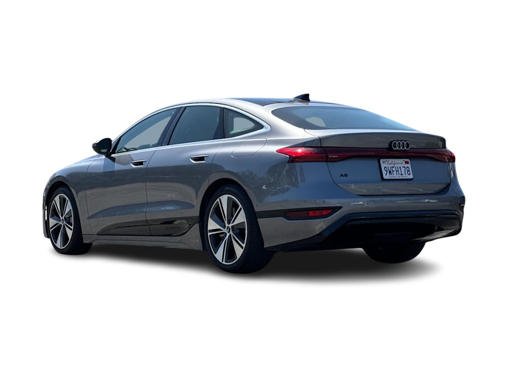 Thumbnail: 2025 Audi e-tron - 4