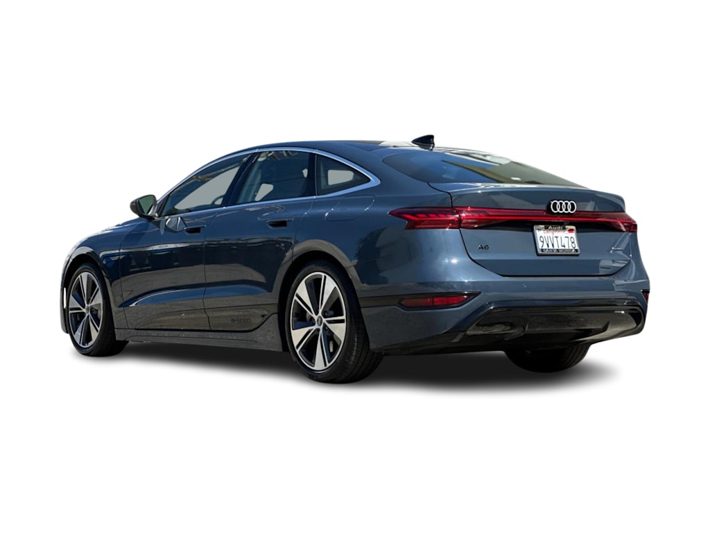 Thumbnail: 2025 Audi e-tron - 4