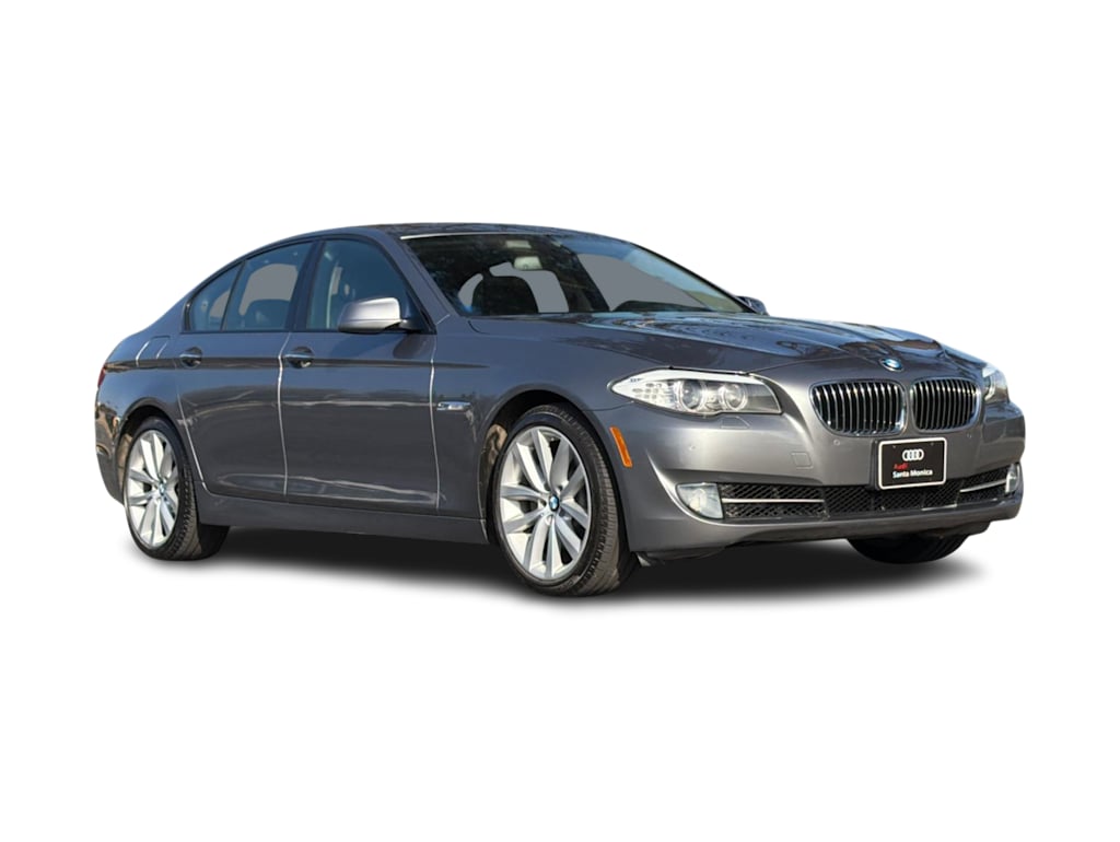 Thumbnail: 2011 BMW 5 Series - 17