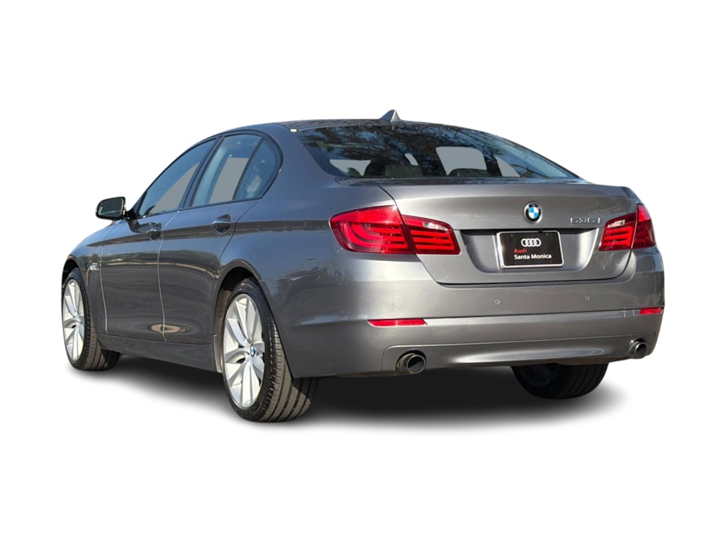 Thumbnail: 2011 BMW 5 Series - 3
