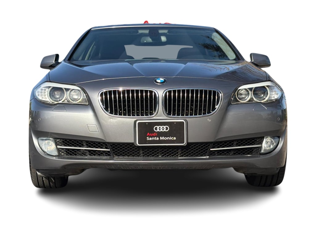 Thumbnail: 2011 BMW 5 Series - 5