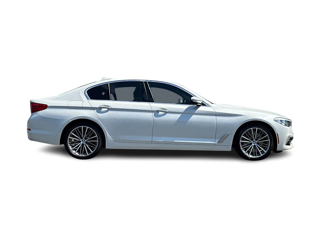 Thumbnail: 2018 BMW 5 Series - 17