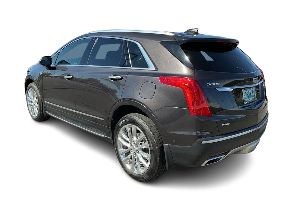 Thumbnail: 2017 Cadillac XT5 - 3