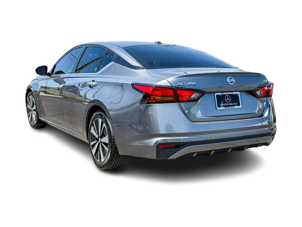 Thumbnail: 2022 Nissan Altima - 3