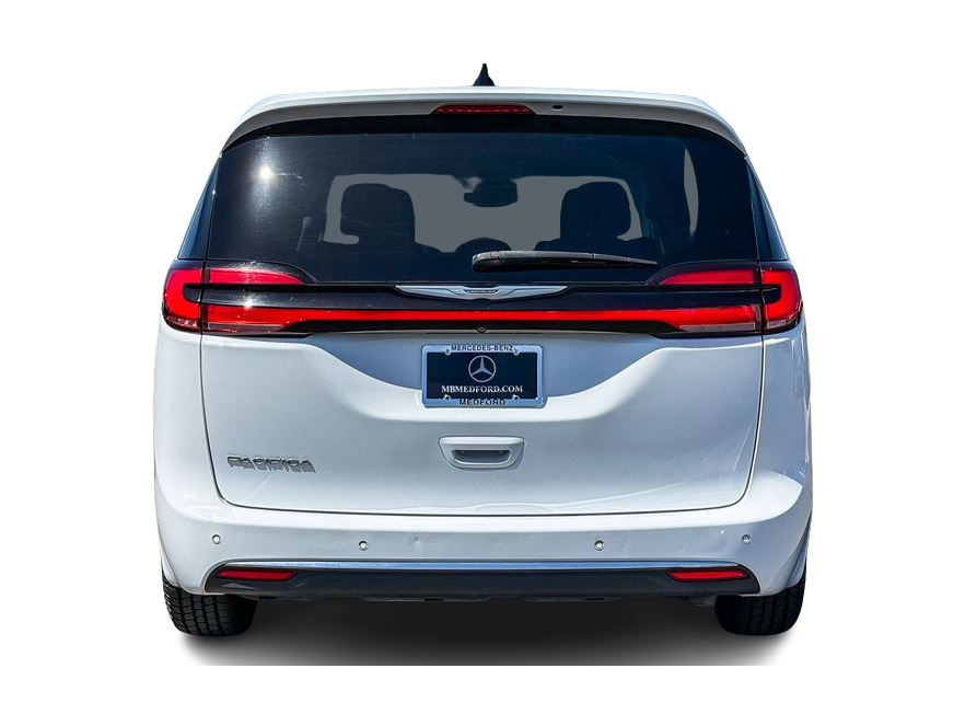 Thumbnail: 2023 Chrysler Pacifica - 4
