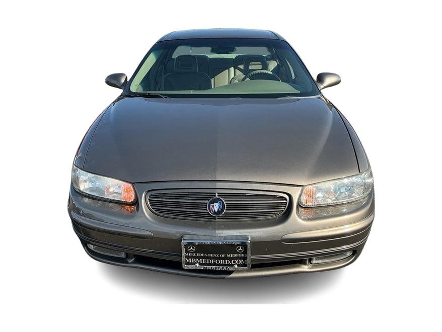 Thumbnail: 2004 Buick Regal - 5