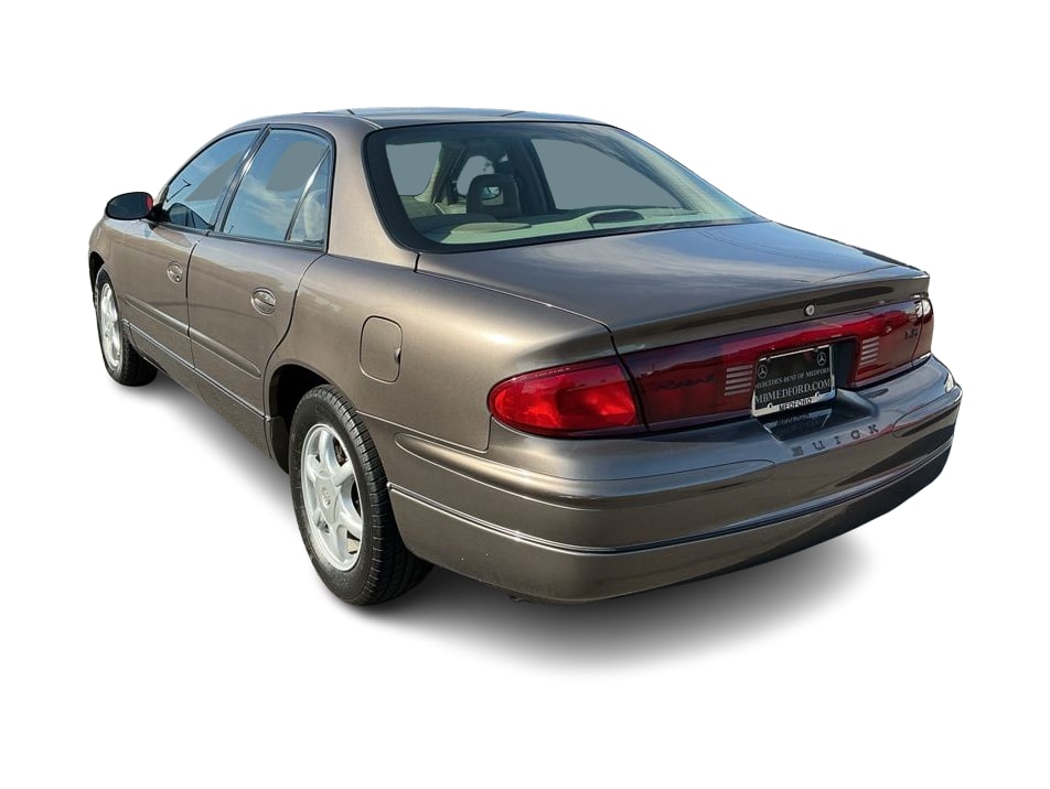 Thumbnail: 2004 Buick Regal - 21