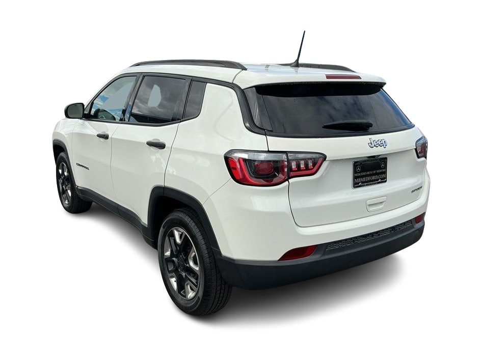 Thumbnail: 2018 Jeep Compass - 3