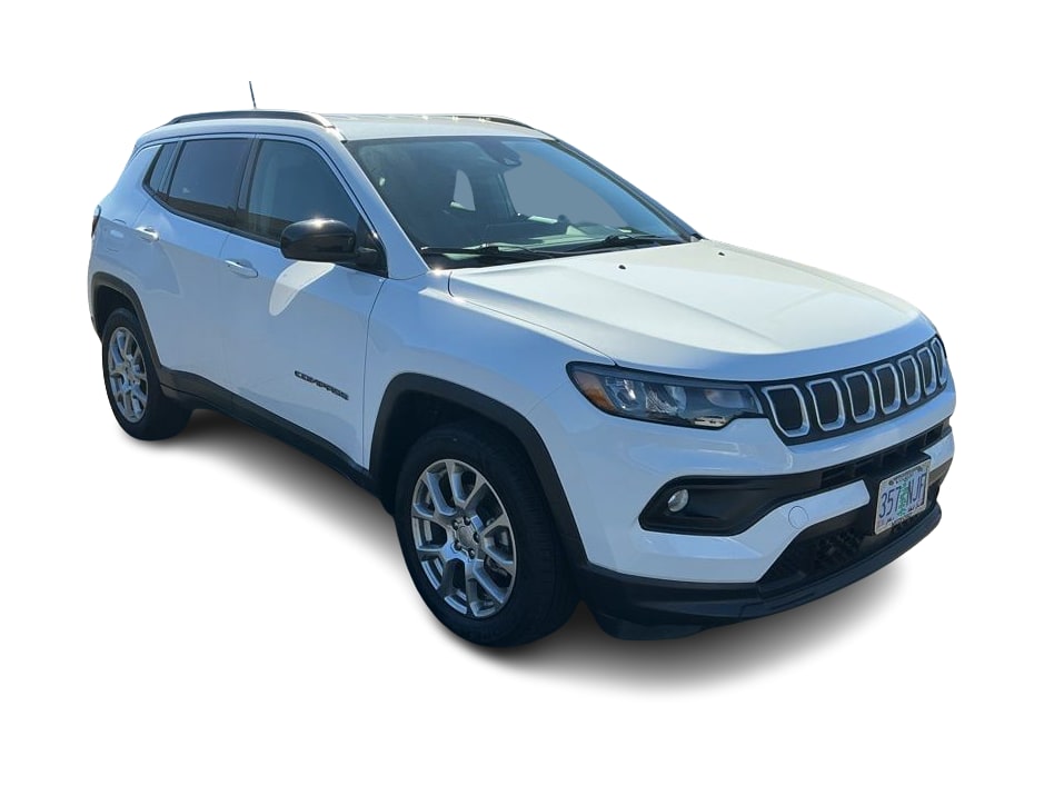 Thumbnail: 2022 Jeep Compass - 17