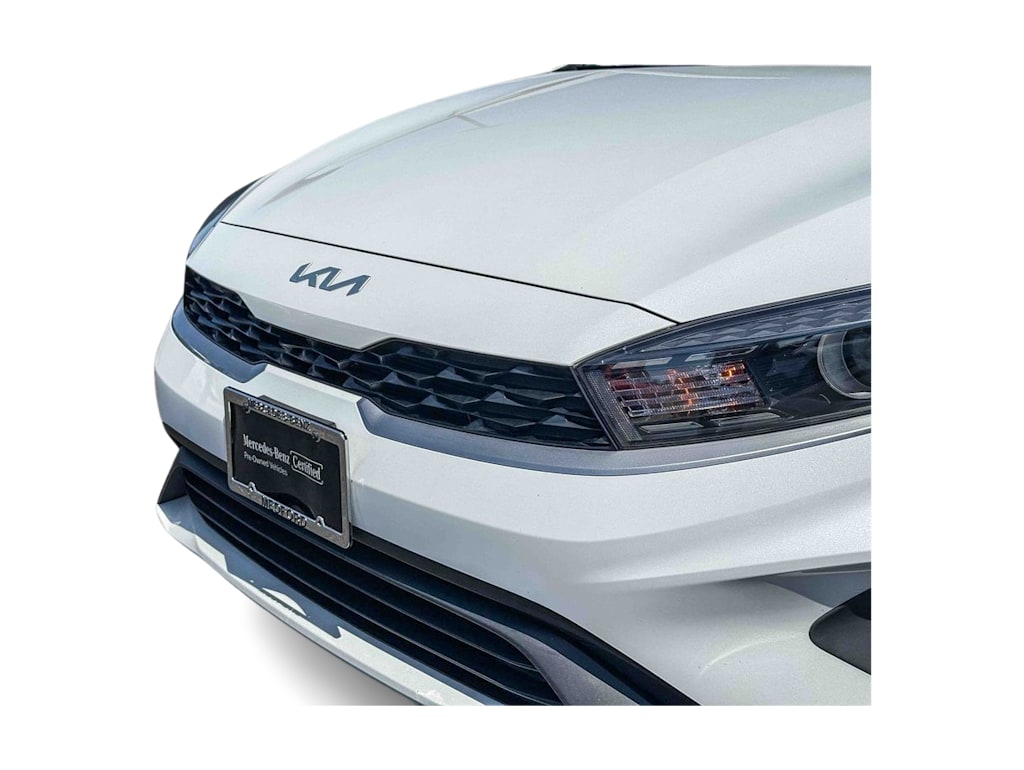 Thumbnail: 2023 Kia Forte - 17