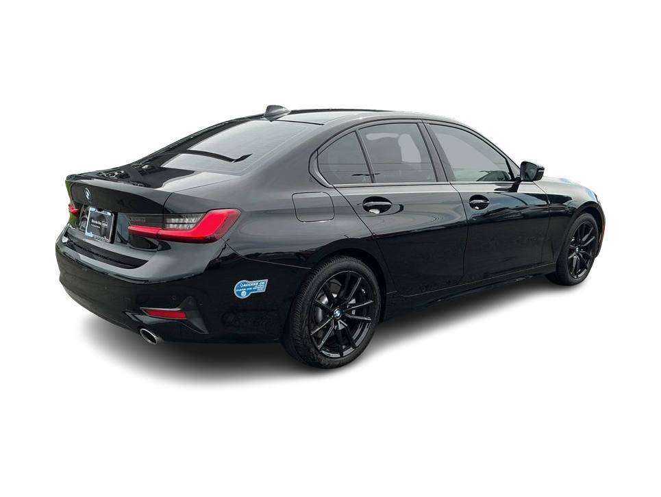 Thumbnail: 2021 BMW 3 Series - 10
