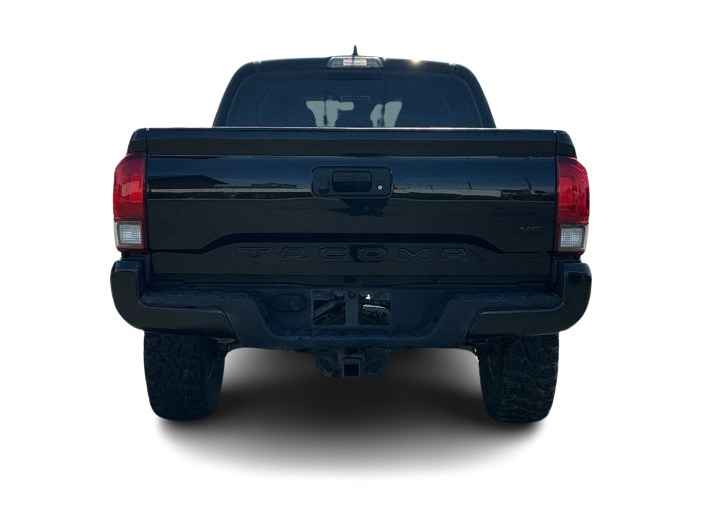 Thumbnail: 2019 Toyota Tacoma - 4