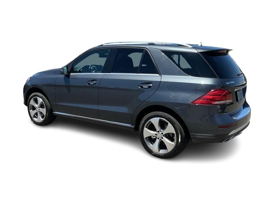 Thumbnail: 2016 Mercedes-Benz GLE - 3