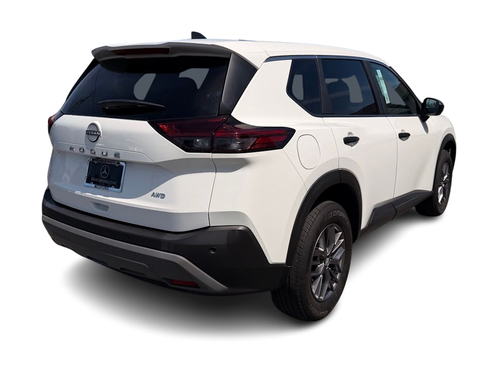Thumbnail: 2023 Nissan Rogue - 15
