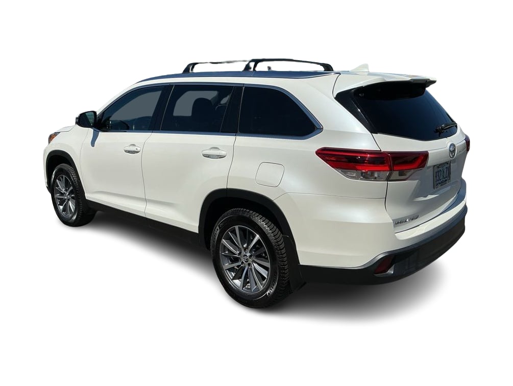 Thumbnail: 2019 Toyota Highlander - 3