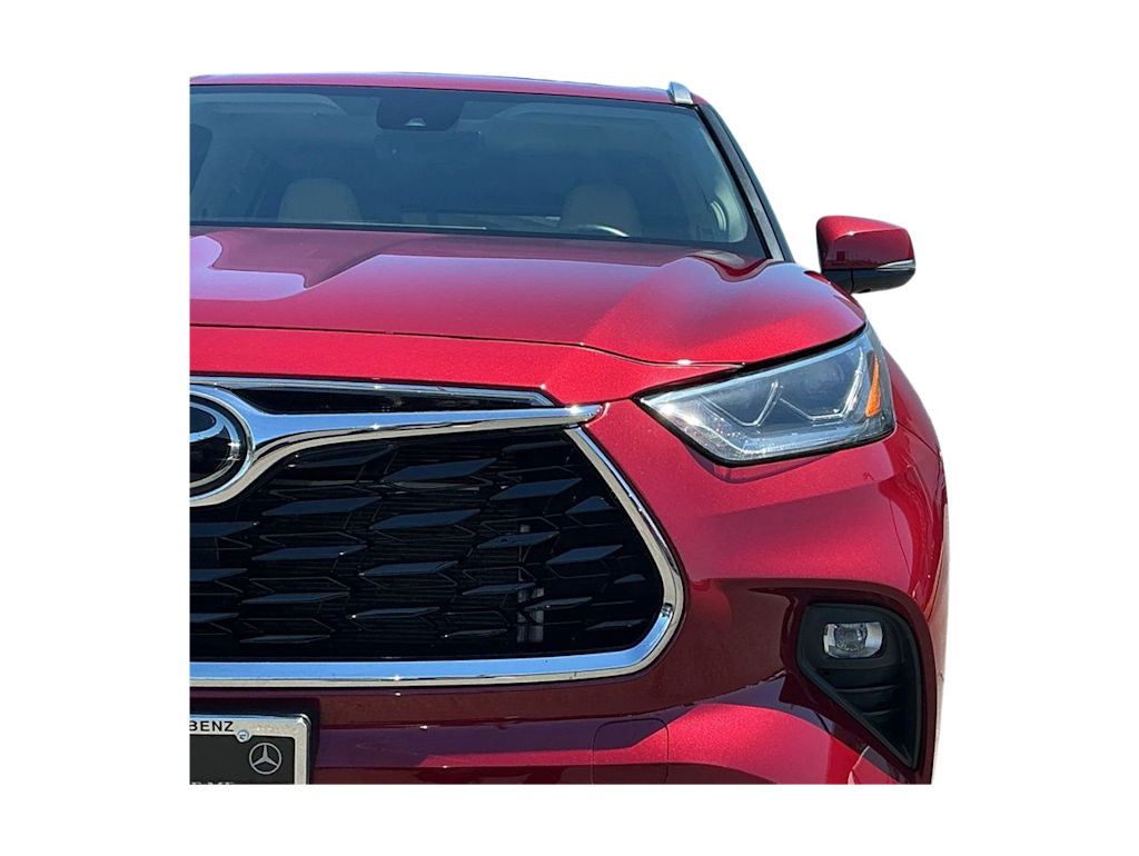 Thumbnail: 2023 Toyota Highlander - 4