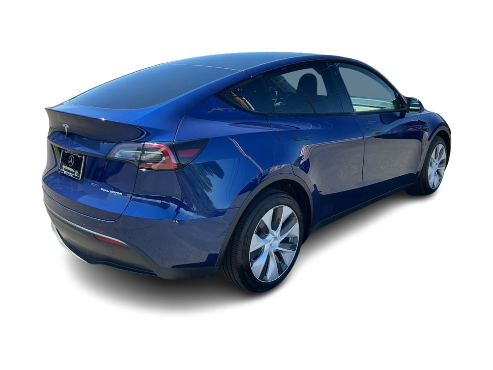 Thumbnail: 2022 Tesla Model Y - 17