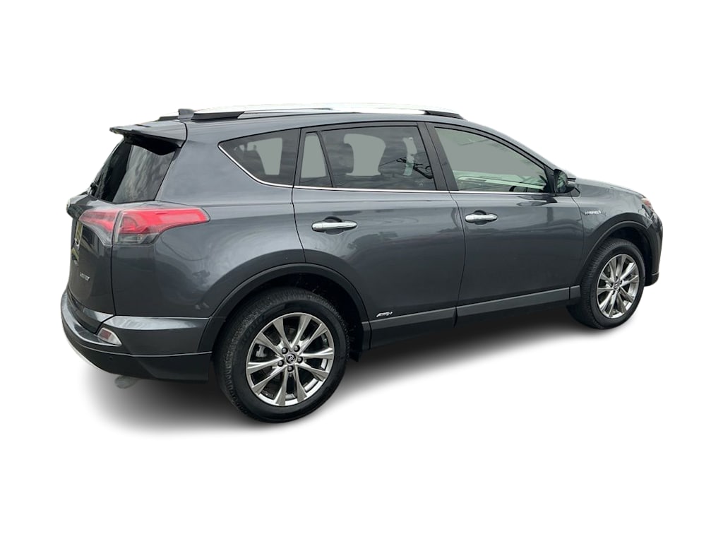 Thumbnail: 2016 Toyota RAV4 - 17