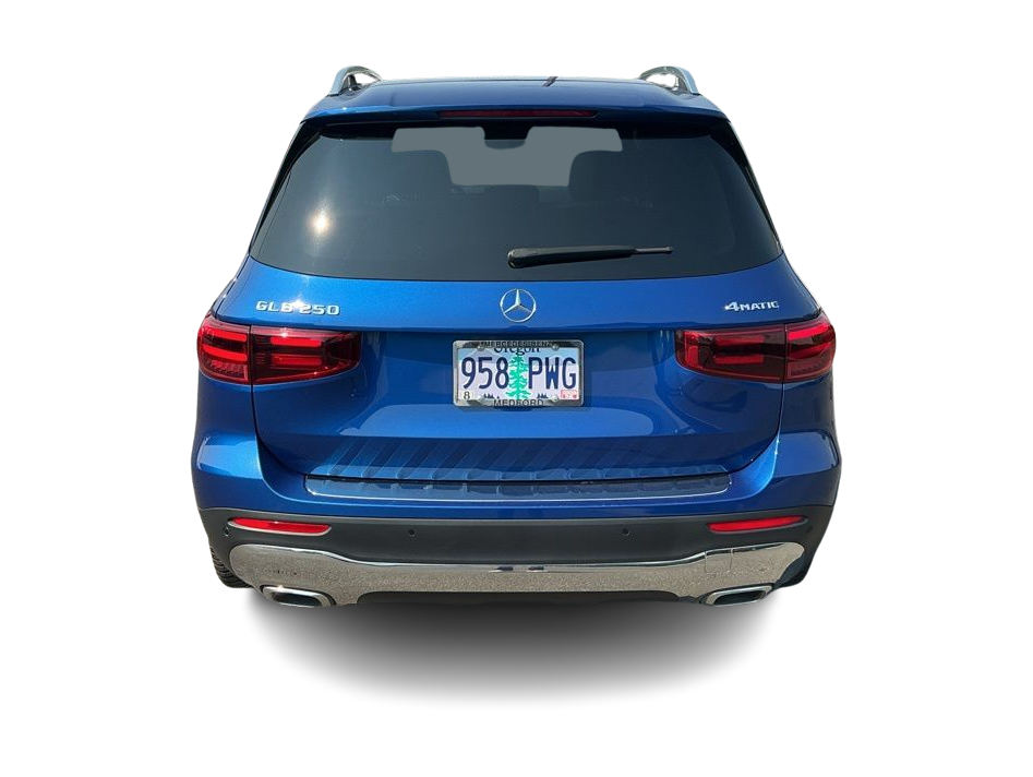 Thumbnail: 2024 Mercedes-Benz GLB - 4