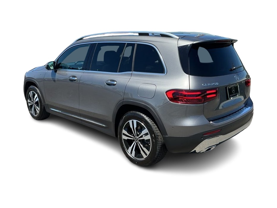 Thumbnail: 2026 Mercedes-Benz GLB - 3