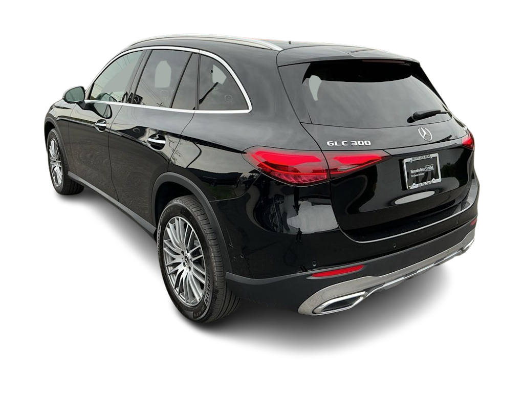 Thumbnail: 2024 Mercedes-Benz GLC - 3