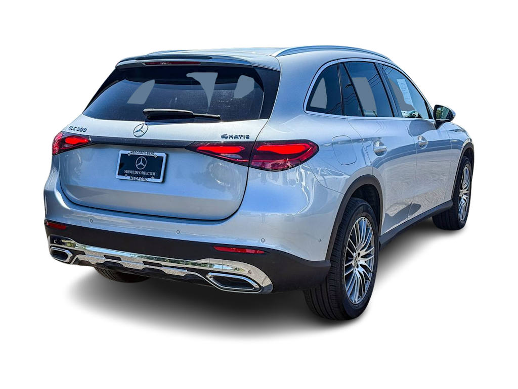 Thumbnail: 2025 Mercedes-Benz GLC - 18