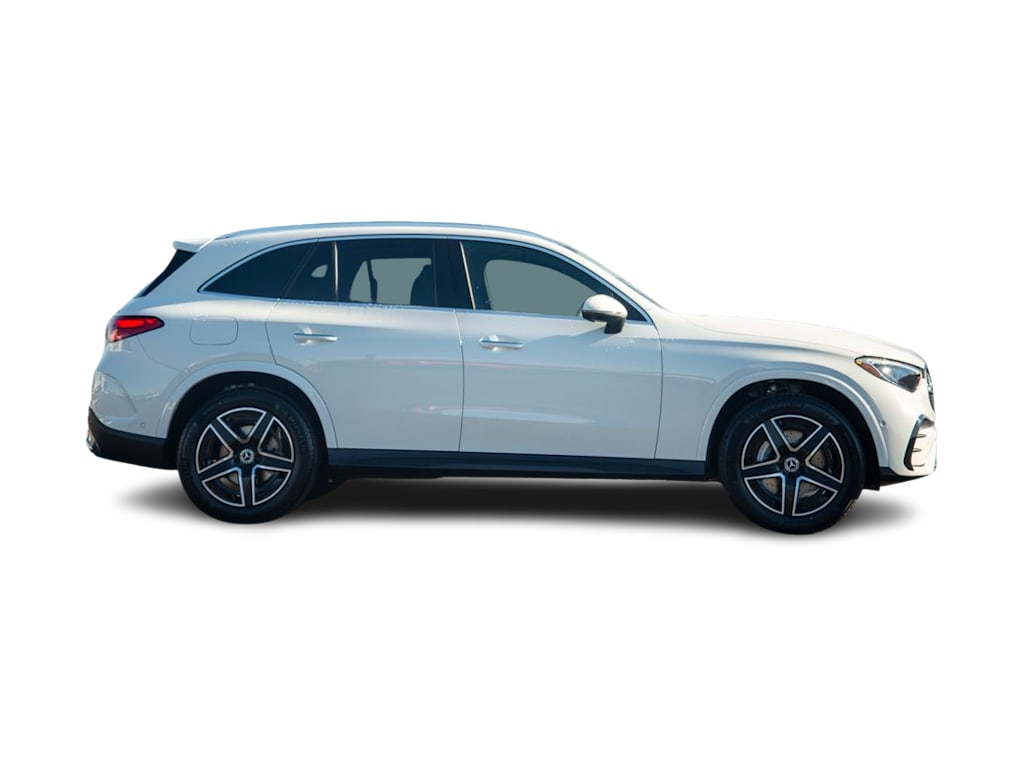 Thumbnail: 2026 Mercedes-Benz GLC - 16