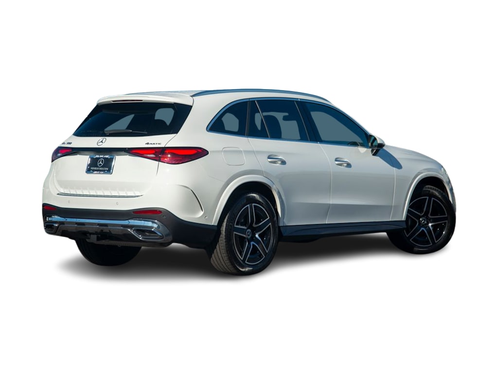 Thumbnail: 2026 Mercedes-Benz GLC - 17
