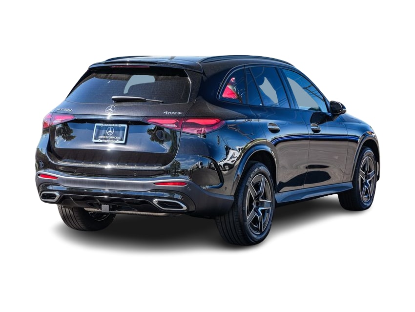 Thumbnail: 2026 Mercedes-Benz GLC - 16
