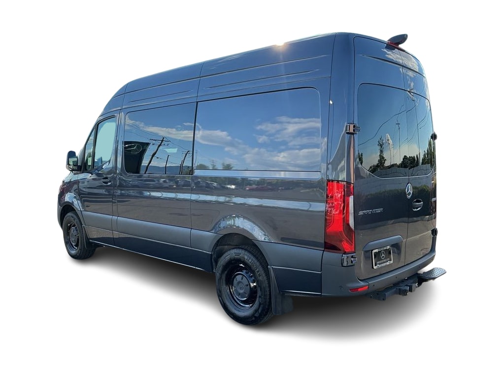 Thumbnail: 2025 Mercedes-Benz Sprinter - 3