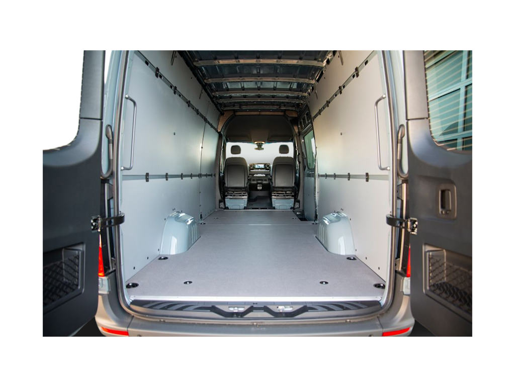Thumbnail: 2026 Mercedes-Benz Sprinter - 12