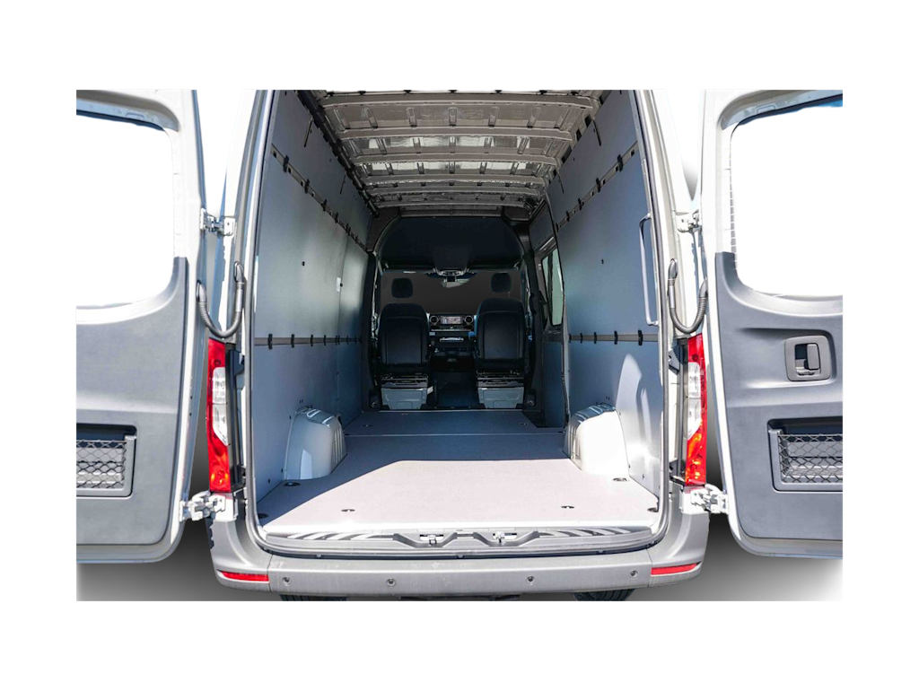 Thumbnail: 2026 Mercedes-Benz Sprinter - 15