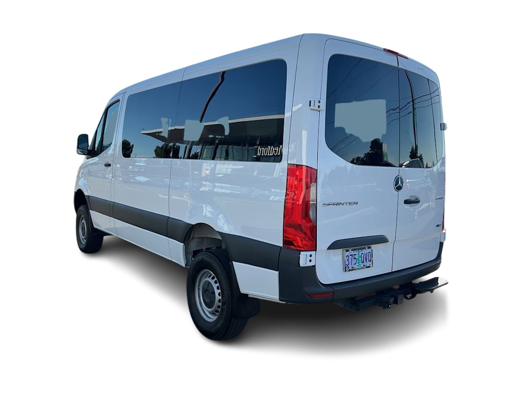 Thumbnail: 2025 Mercedes-Benz Sprinter - 3
