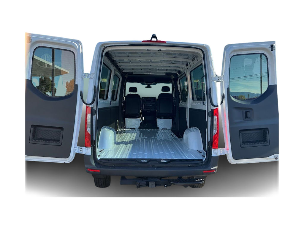 Thumbnail: 2025 Mercedes-Benz Sprinter - 25