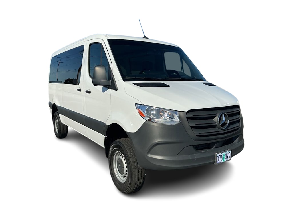 Thumbnail: 2025 Mercedes-Benz Sprinter - 16