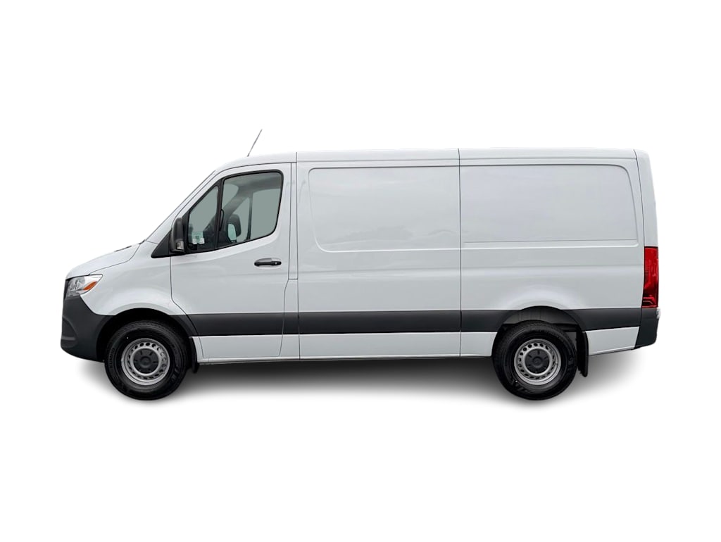 Thumbnail: 2026 Mercedes-Benz Sprinter - 3