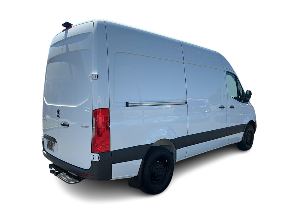 Thumbnail: 2026 Mercedes-Benz Sprinter - 17