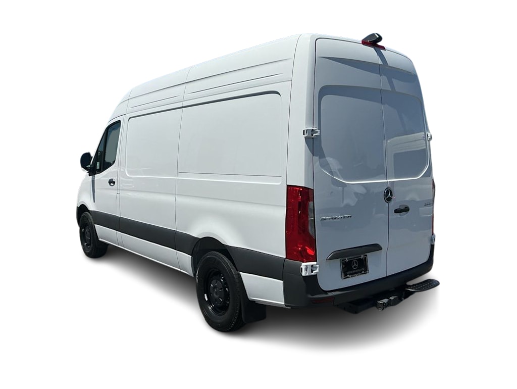Thumbnail: 2026 Mercedes-Benz Sprinter - 3