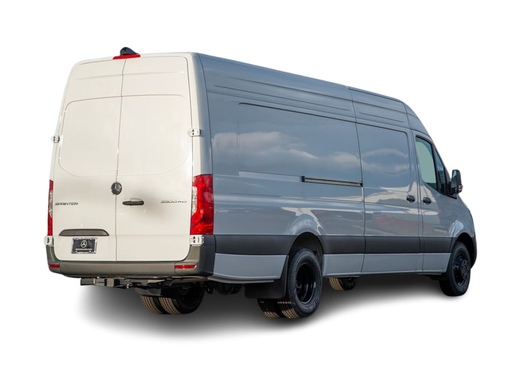 Thumbnail: 2026 Mercedes-Benz Sprinter - 18