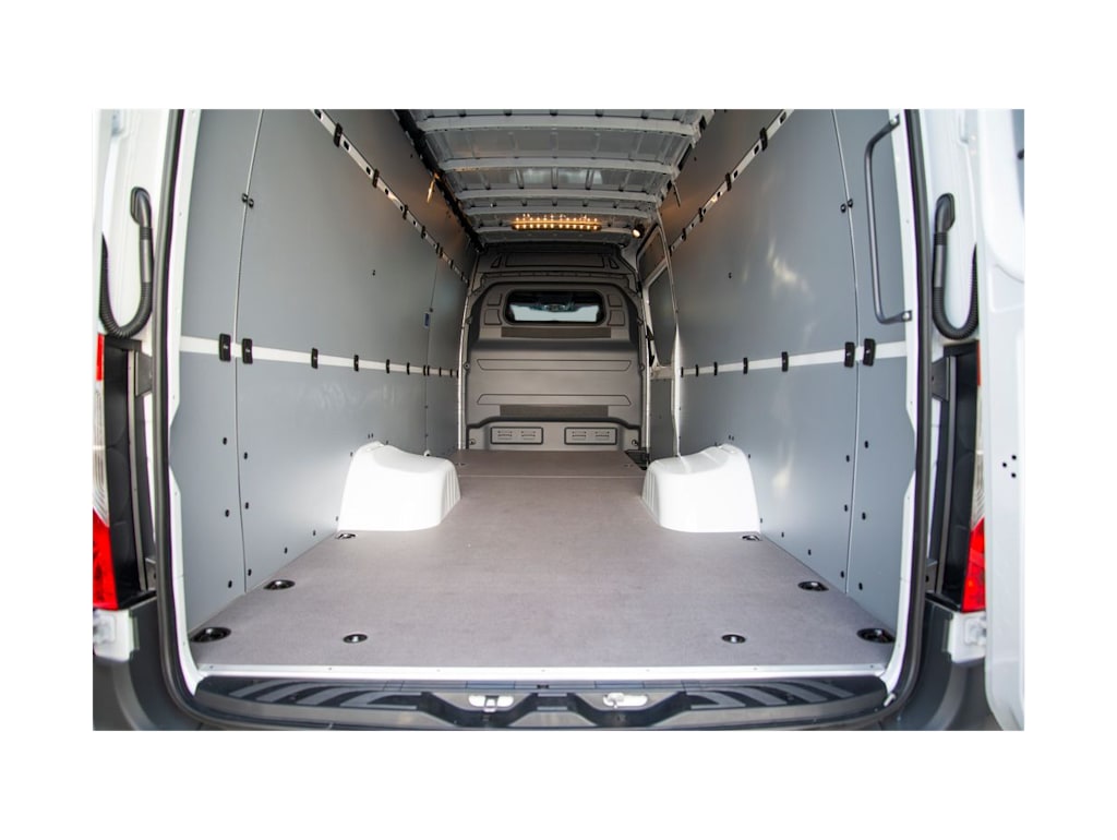 Thumbnail: 2026 Mercedes-Benz Sprinter - 14