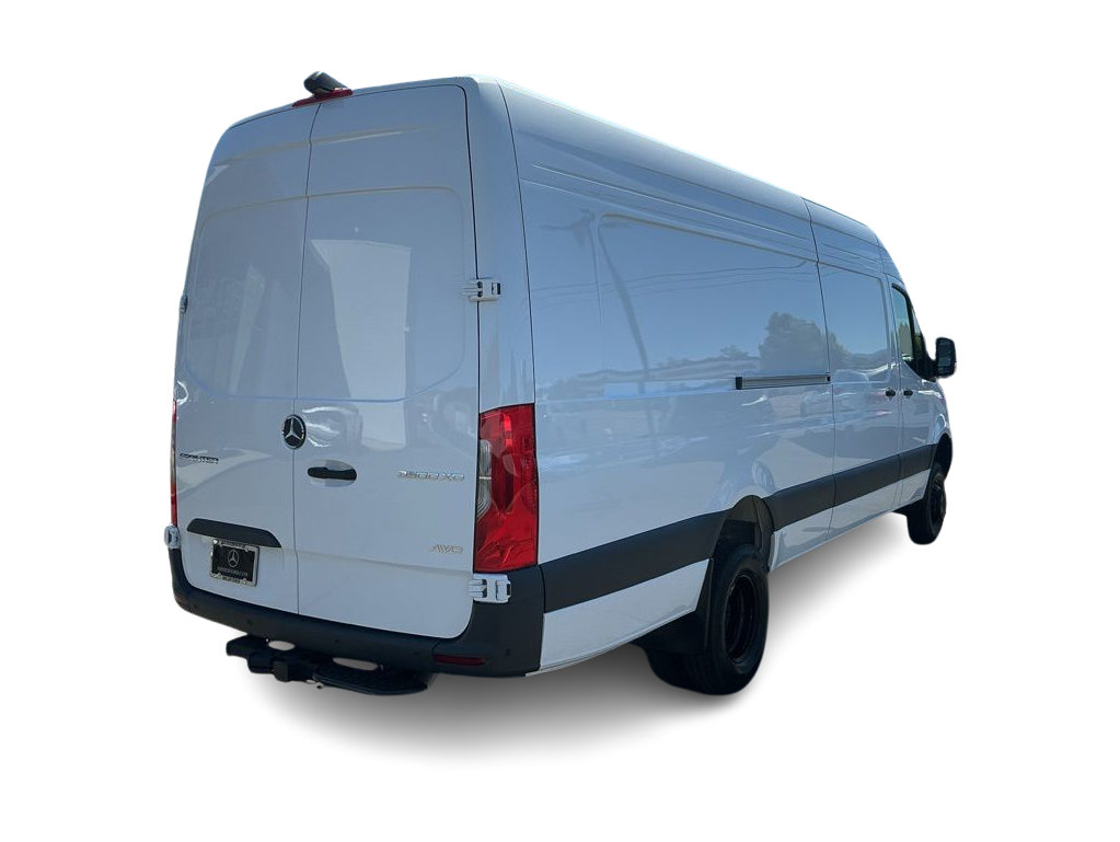 Thumbnail: 2026 Mercedes-Benz Sprinter - 15