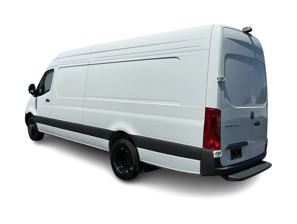 Thumbnail: 2025 Mercedes-Benz Sprinter - 3