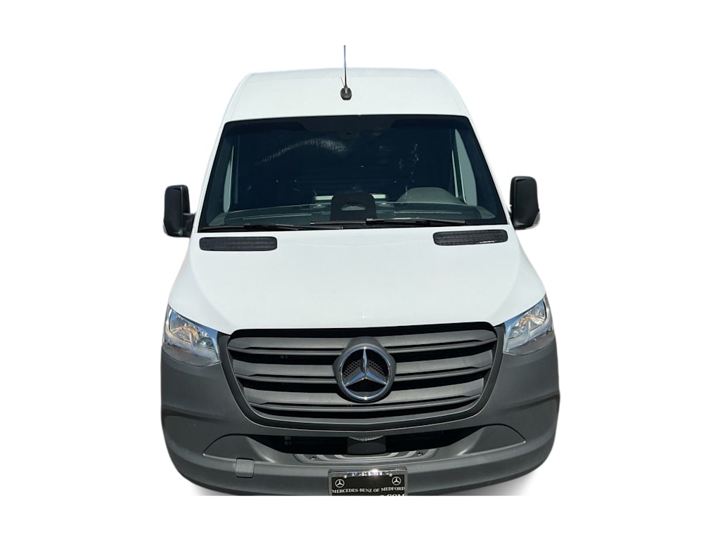 Thumbnail: 2025 Mercedes-Benz Sprinter - 5