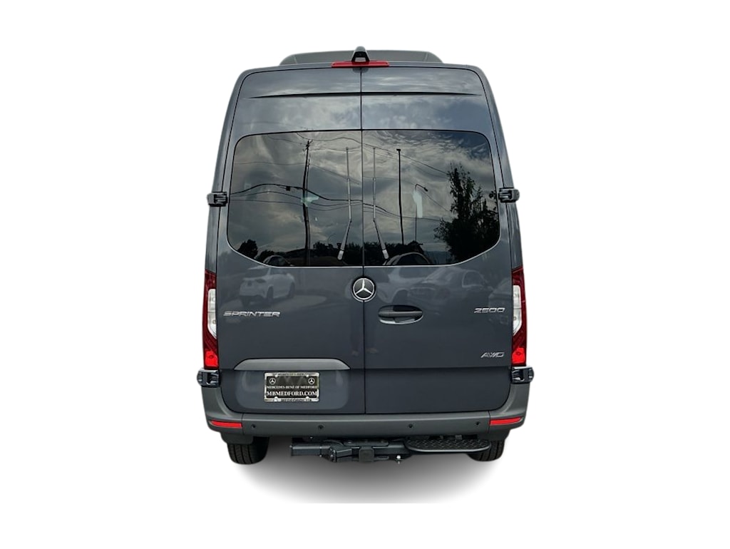 Thumbnail: 2026 Mercedes-Benz Sprinter - 4
