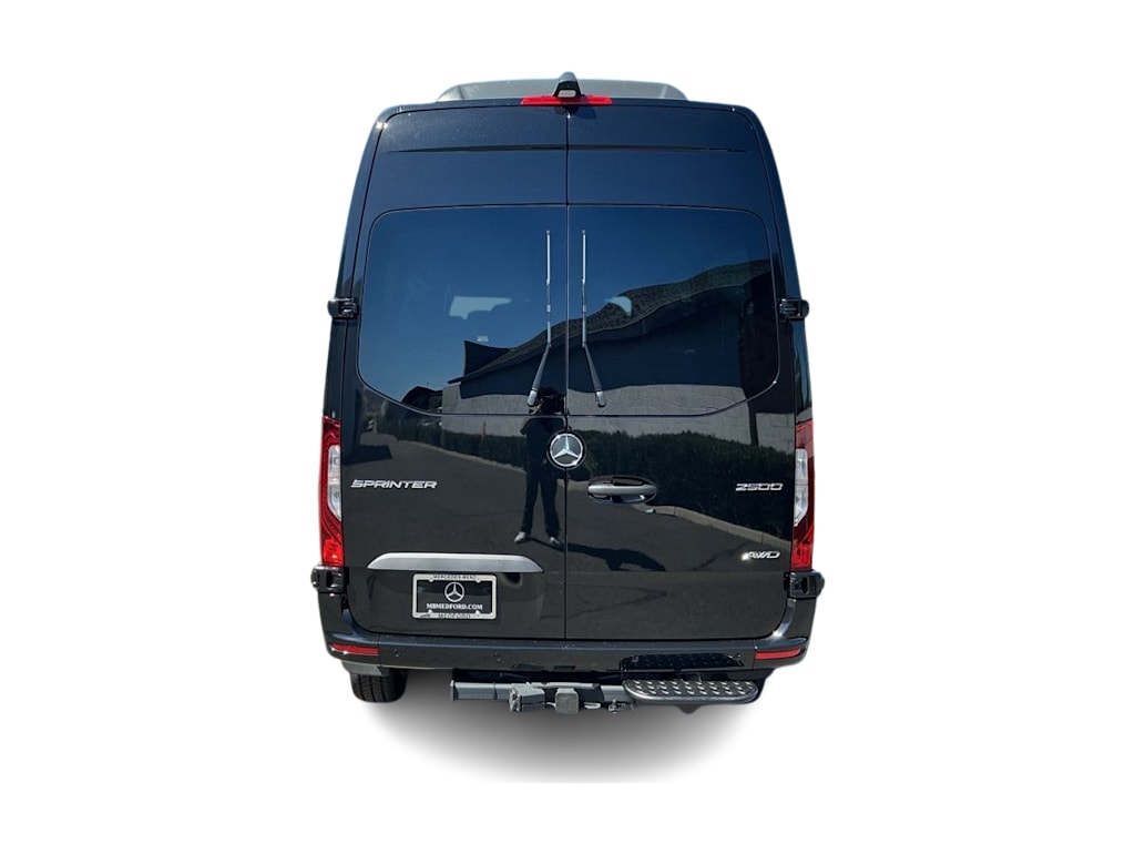Thumbnail: 2026 Mercedes-Benz Sprinter - 4