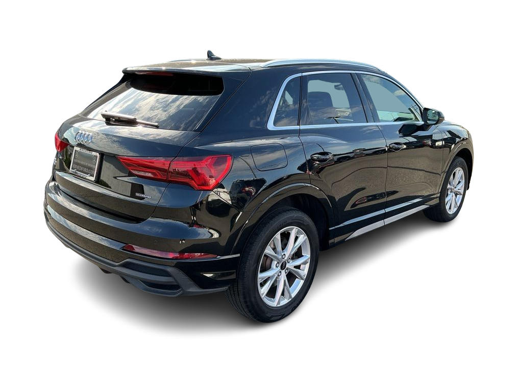 Thumbnail: 2025 Audi Q3 - 18